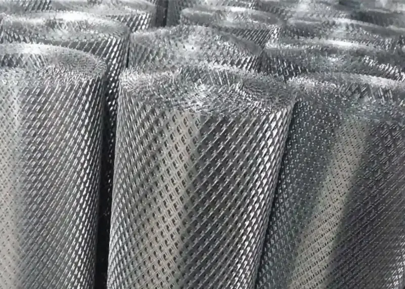 what is a wire mesh specification